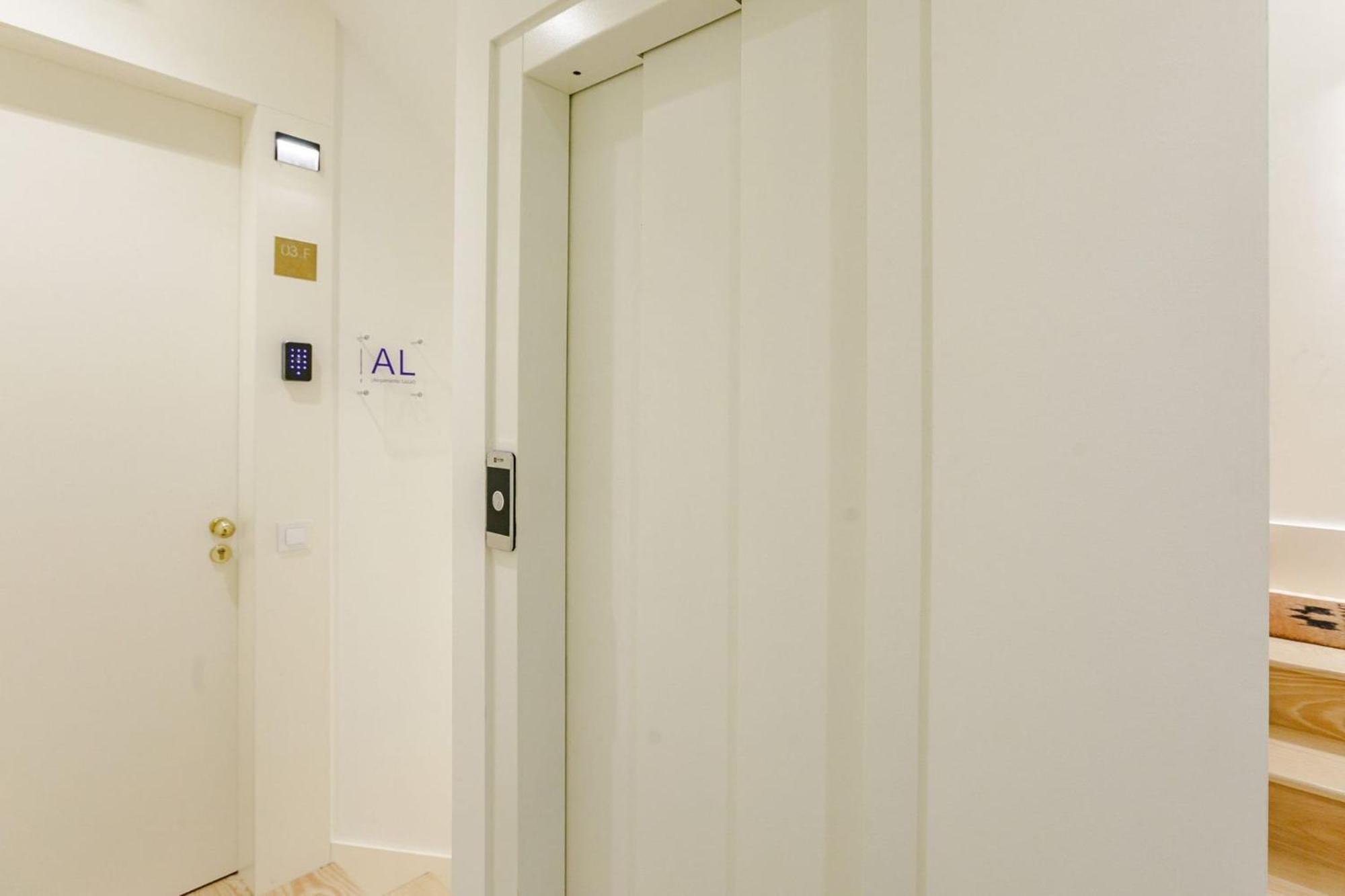 Door 65 - Historical Center Apartments Πόρτο Εξωτερικό φωτογραφία